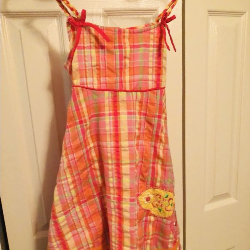 Girl’s dress